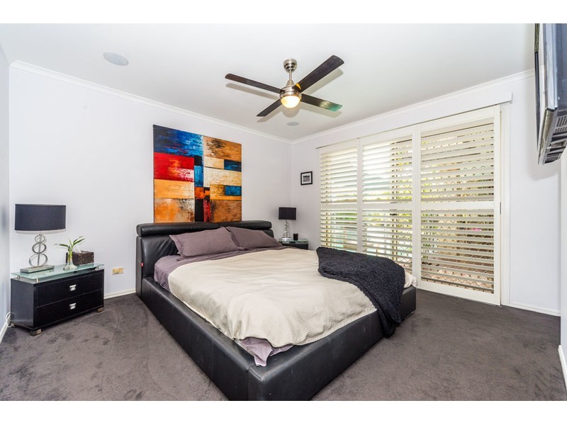 1 Sage Court, Runaway Bay QLD 4216