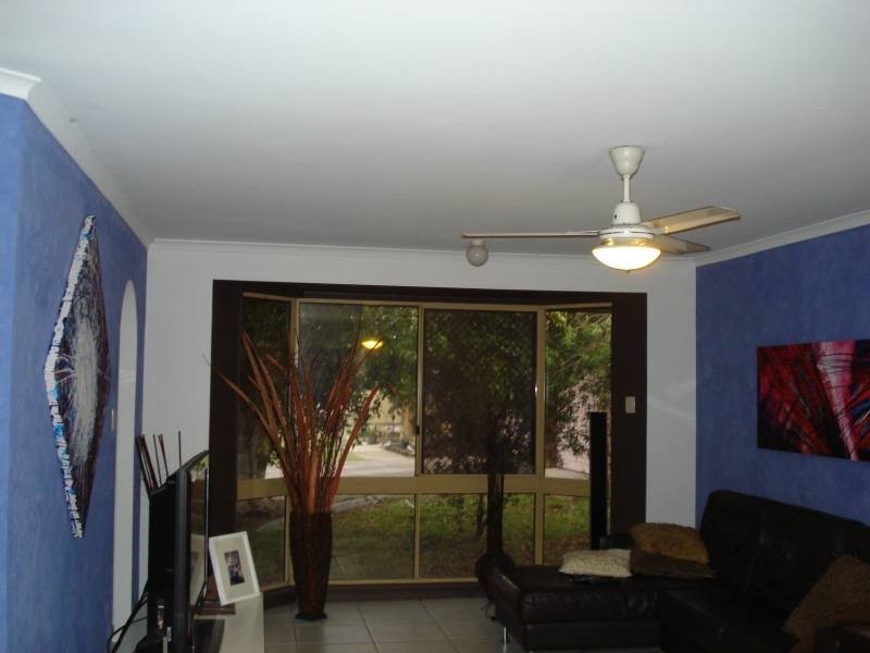 9/13 Stephanie Court, Labrador QLD 4215