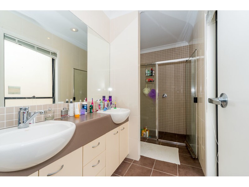 6 Biscay Way, Coombabah QLD 4216