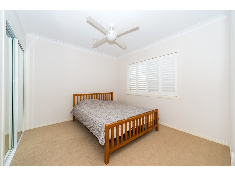 6 Biscay Way, Coombabah QLD 4216