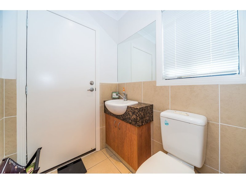 6 Biscay Way, Coombabah QLD 4216