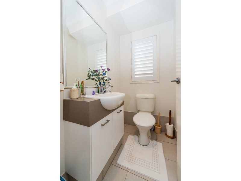 23 Yulia Street, Coombabah QLD 4216