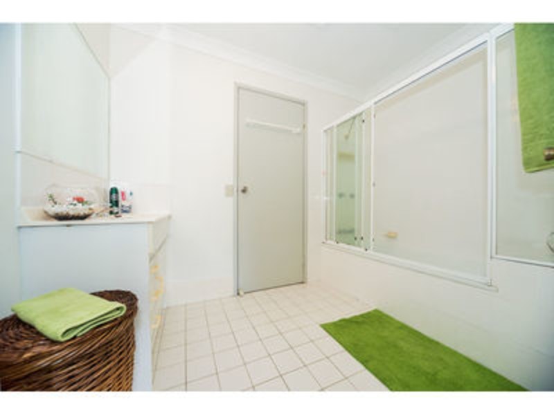 13/111 Little Usher Avenue, Labrador QLD 4215