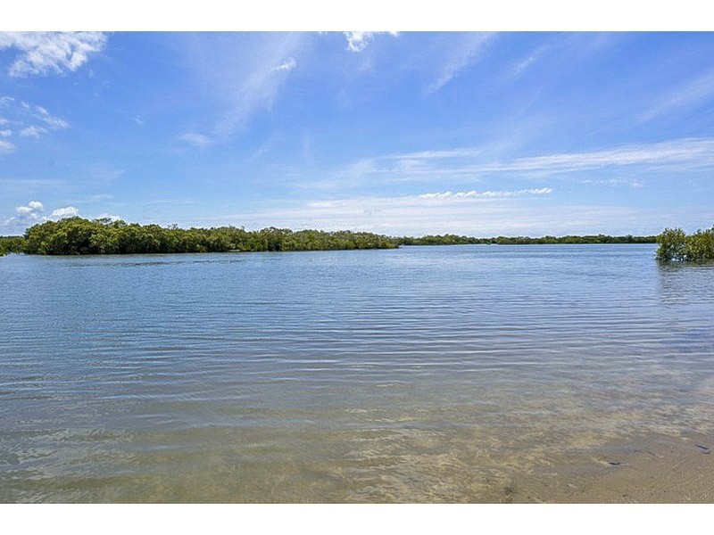 53 Allinga Street, Coombabah QLD 4216