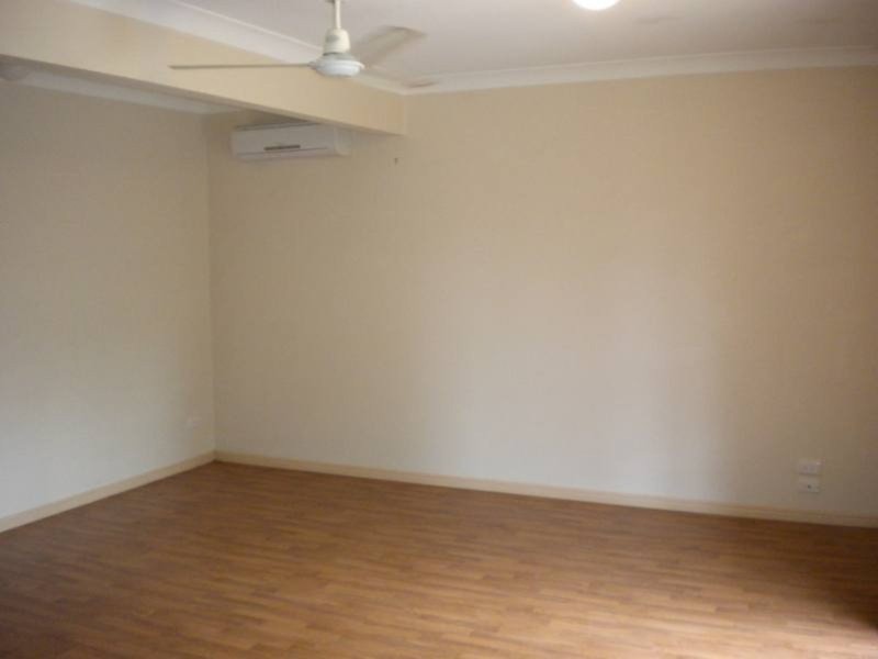 4/27 Ashbourne Terrace, Biggera Waters QLD 4216