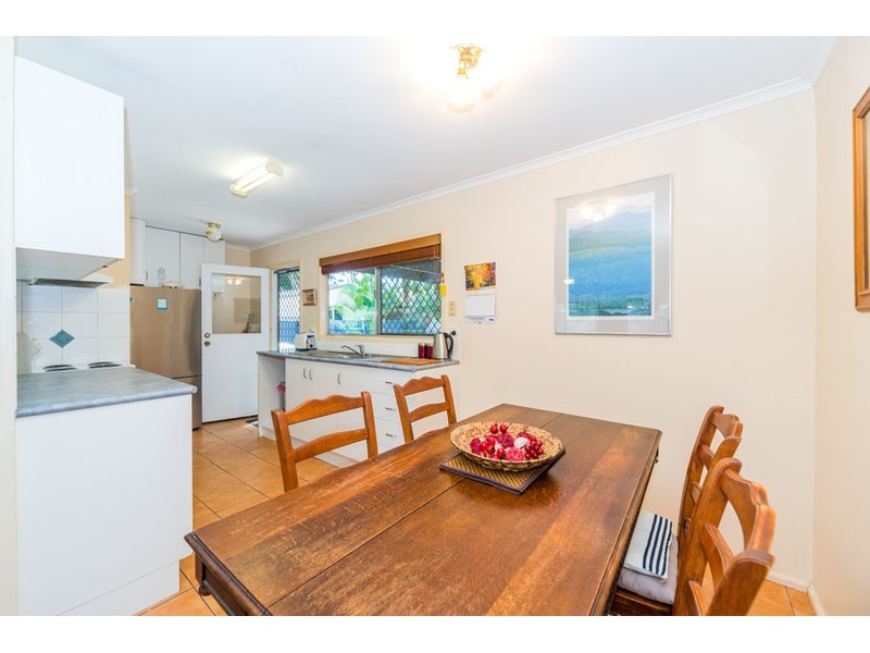 35 Allinga Street, Coombabah QLD 4216