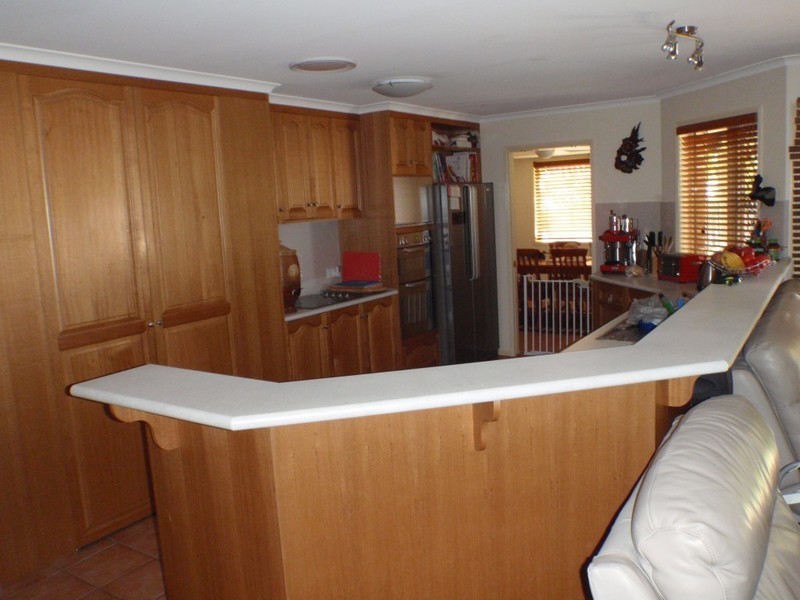 11 Crenshaw Court, Parkwood QLD 4214