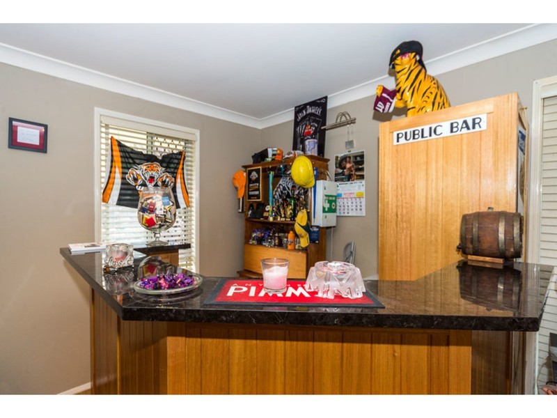 19 Crestridge Crescent, Oxenford QLD 4210