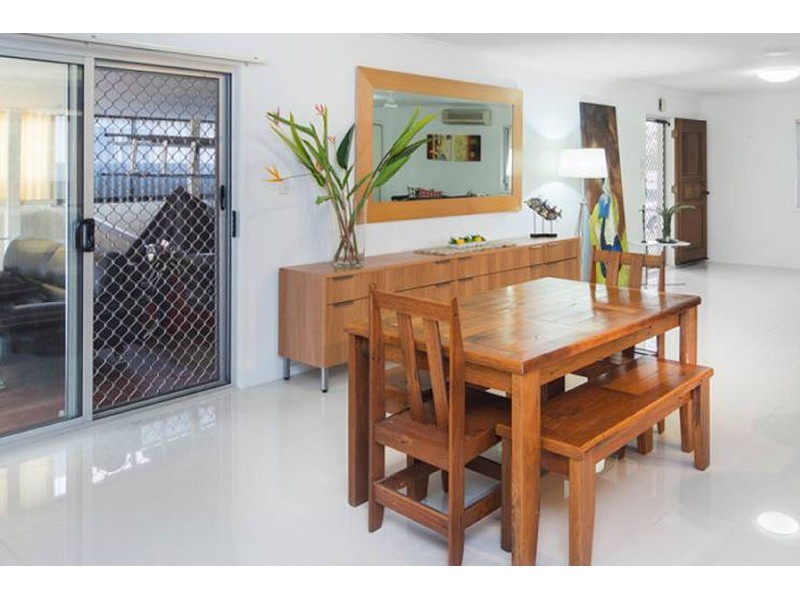 49 Clam Street, Runaway Bay QLD 4216