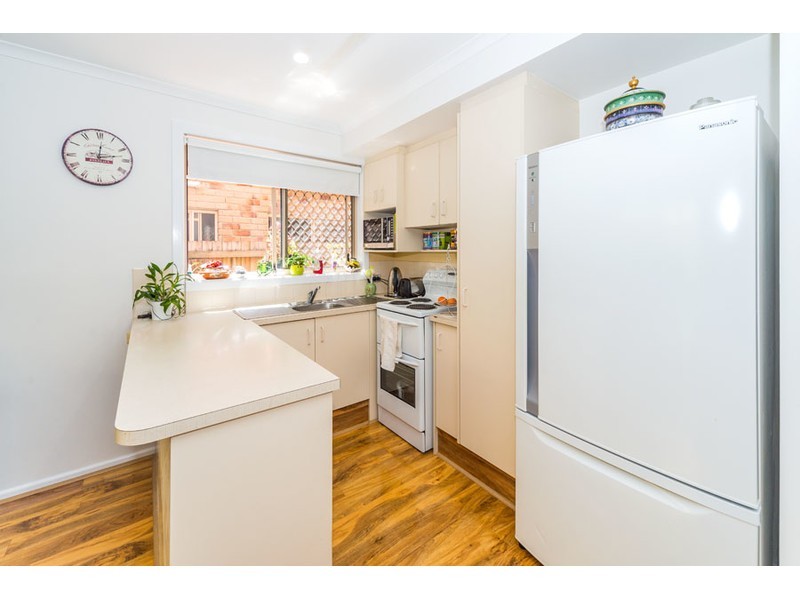 2/78 Worendo Street, Southport QLD 4215