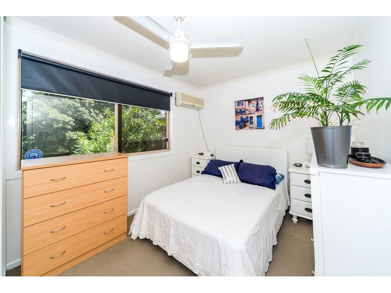 2/78 Worendo Street, Southport QLD 4215