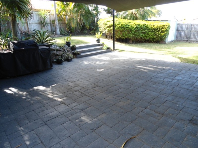 271 Central Street, Arundel QLD 4214