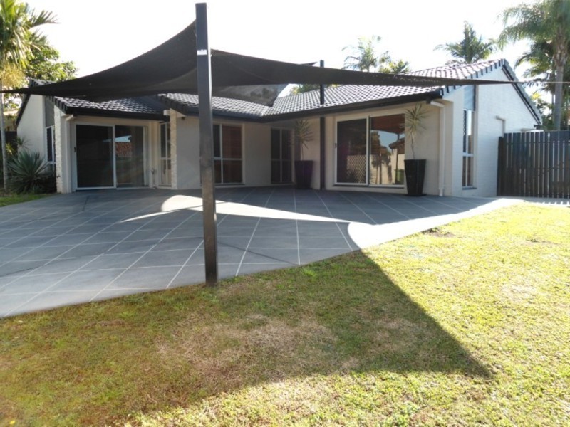 271 Central Street, Arundel QLD 4214