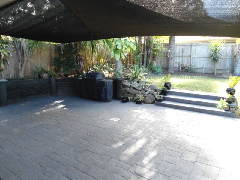 271 Central Street, Arundel QLD 4214