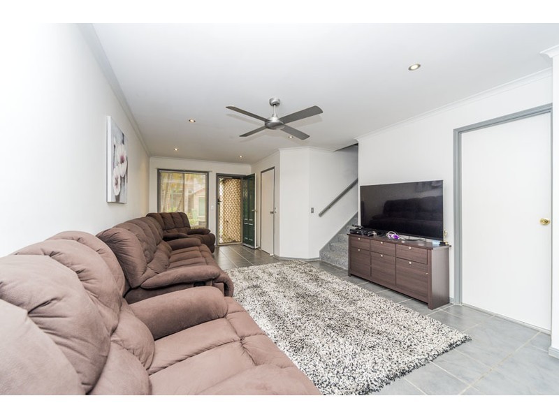 17/643 Pine Ridge Road, Biggera Waters QLD 4216