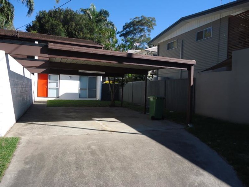 1/24 Gordon Street, Labrador QLD 4215