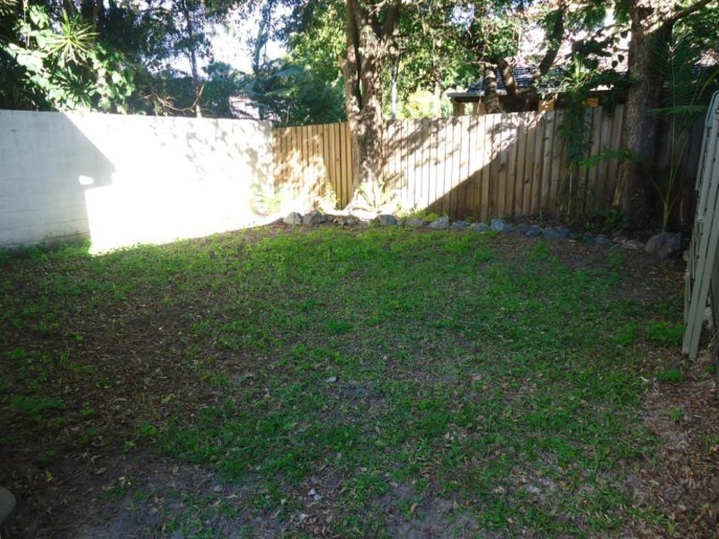 1/24 Gordon Street, Labrador QLD 4215