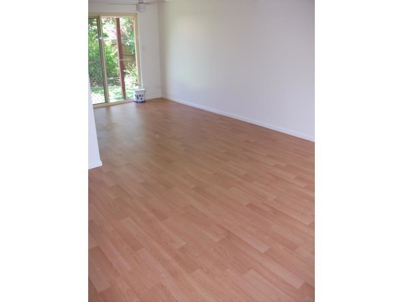 10/62 Brown Street, Labrador QLD 4215