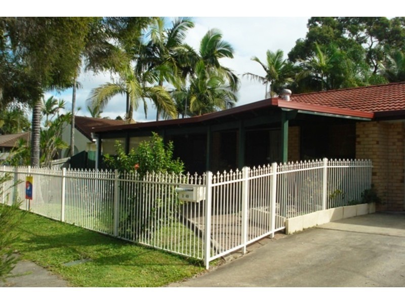 2/49 Botanical Drive, Labrador QLD 4215