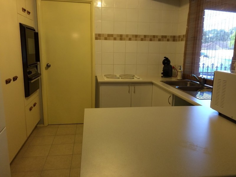 2/49 Botanical Drive, Labrador QLD 4215