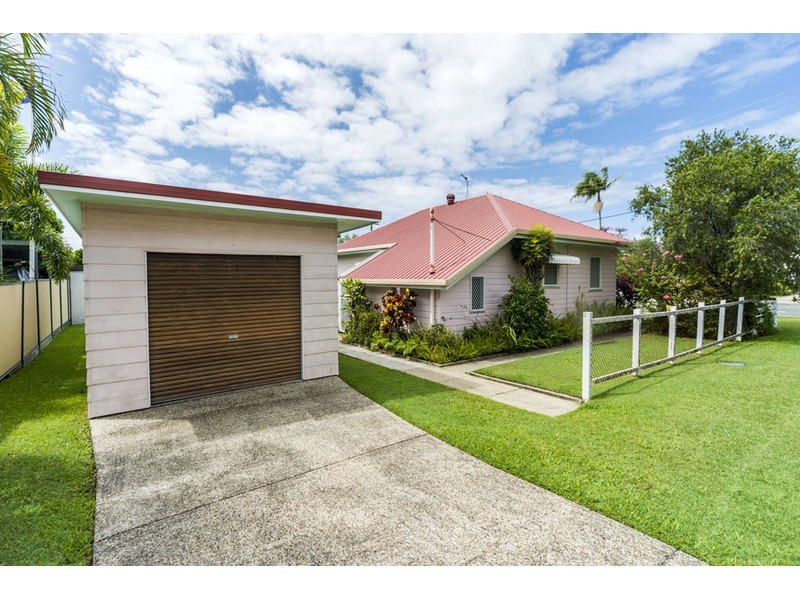 38 Turpin Road, Labrador QLD 4215