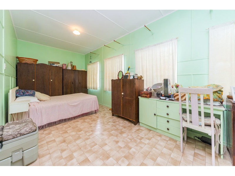 38 Turpin Road, Labrador QLD 4215