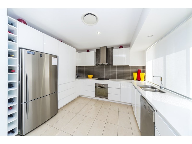 126 Lae Drive, Runaway Bay QLD 4216