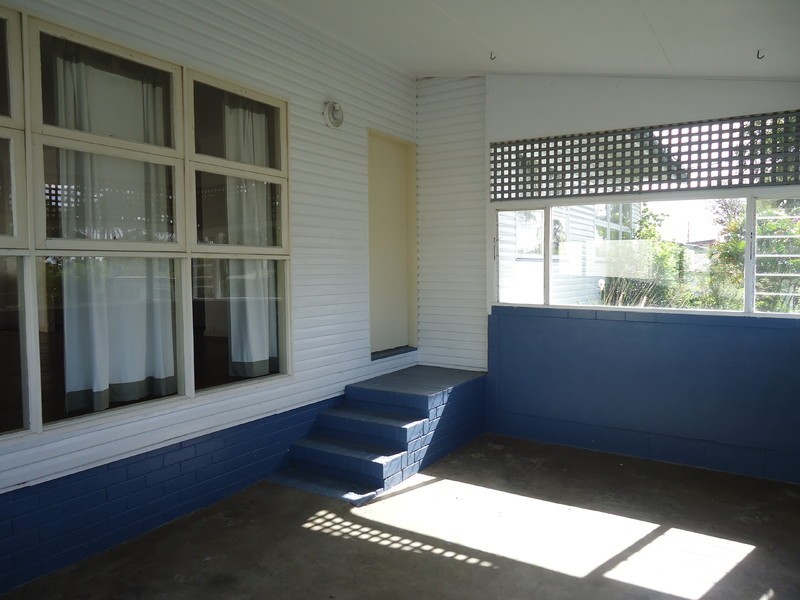 26 Heydon Avenue, Labrador QLD 4215