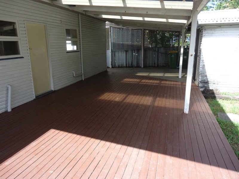 26 Heydon Avenue, Labrador QLD 4215