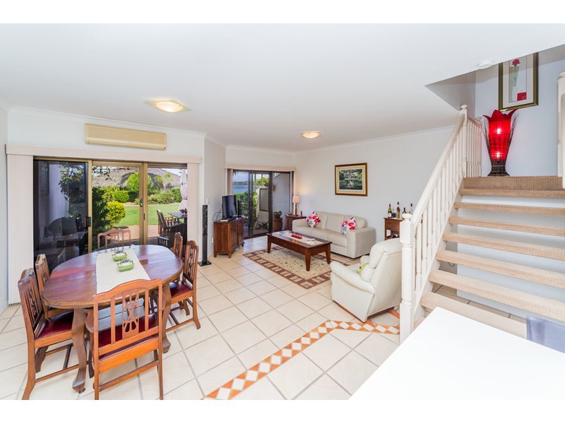 29/81 Boykambil Esplanade, Hope Island QLD 4212