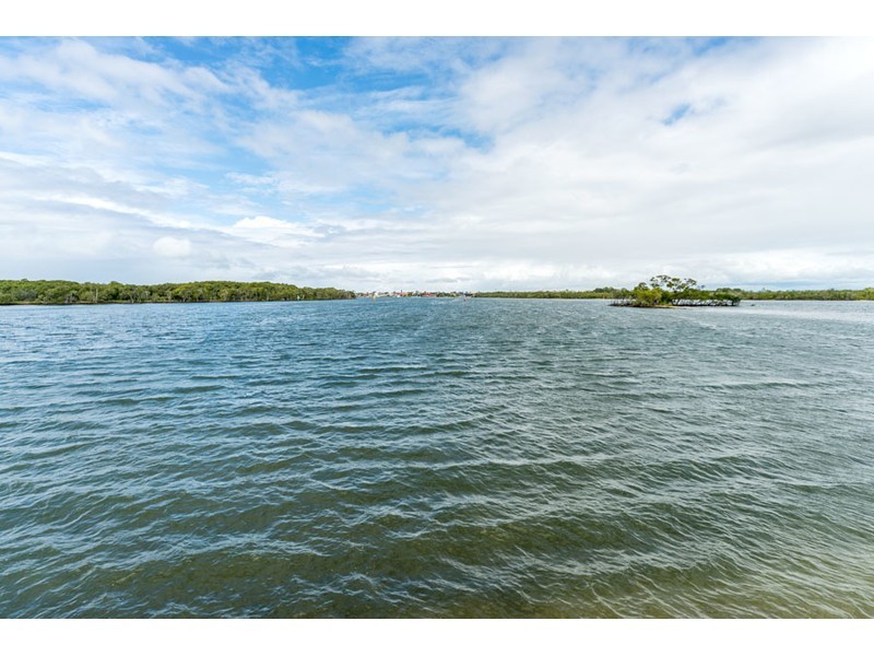 29/81 Boykambil Esplanade, Hope Island QLD 4212