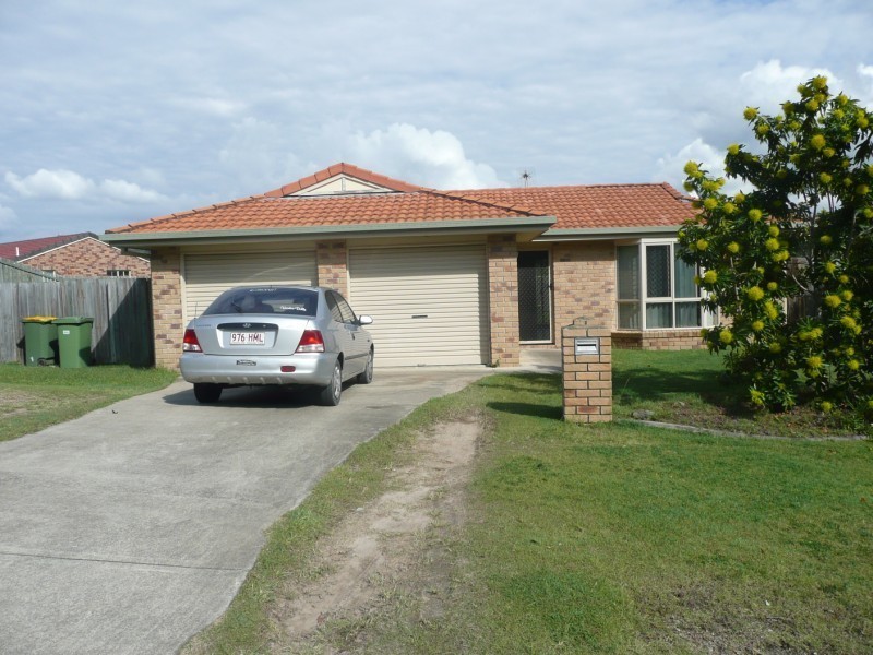 4 Pinemount Crescent, Oxenford QLD 4210