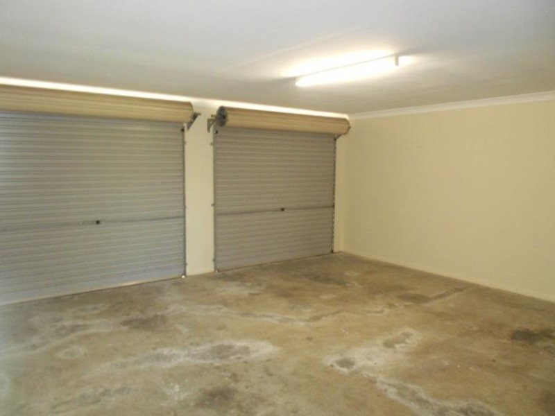 4 Pinemount Crescent, Oxenford QLD 4210