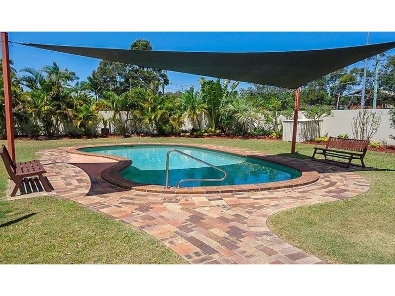 10/81 Olsen Avenue, Labrador QLD 4215