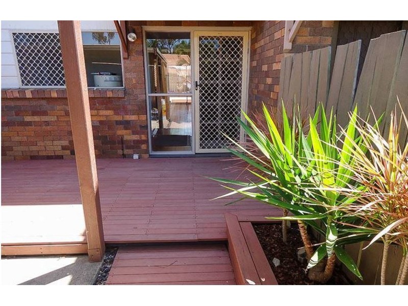 10/81 Olsen Avenue, Labrador QLD 4215