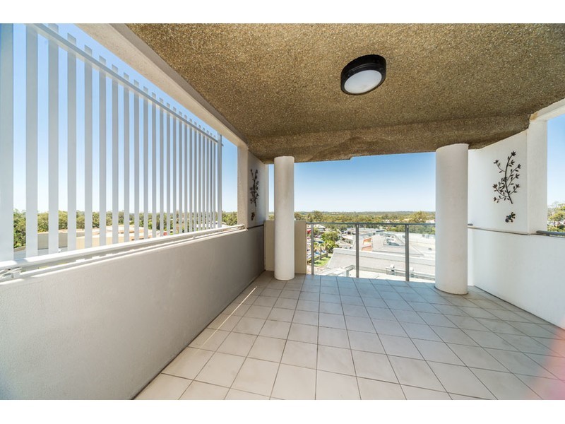 2501/111 Lindfield Road, Helensvale QLD 4212