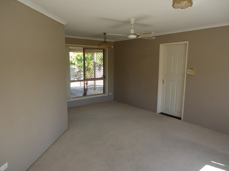 2 Adaminaby Drive, Helensvale QLD 4212