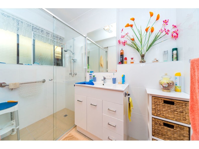 4/31 Thrush Avenue, Paradise Point QLD 4216