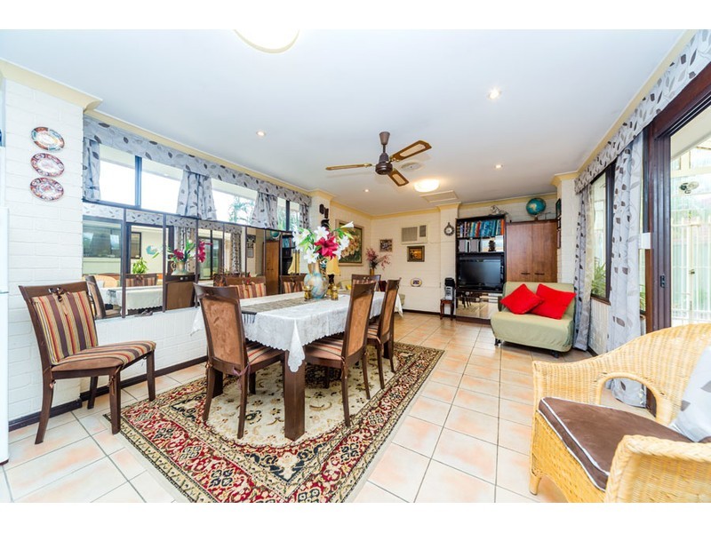 4/31 Thrush Avenue, Paradise Point QLD 4216