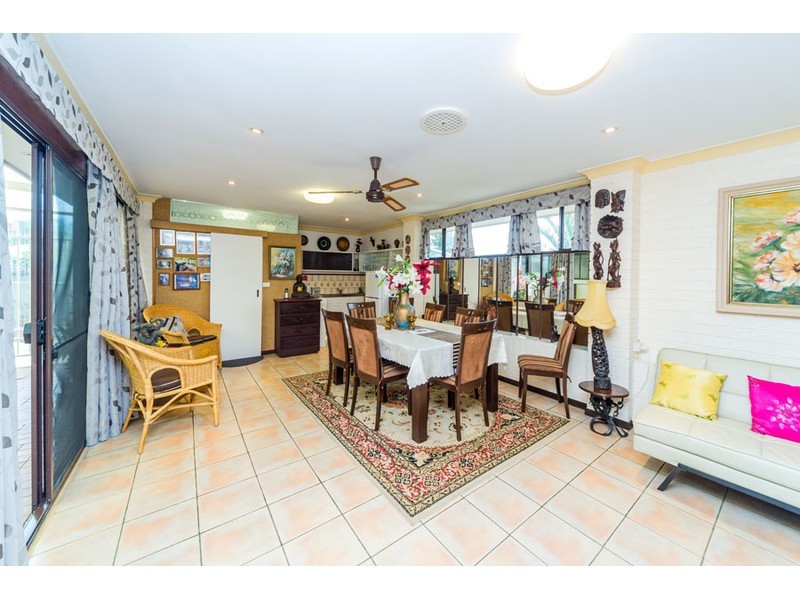 4/31 Thrush Avenue, Paradise Point QLD 4216