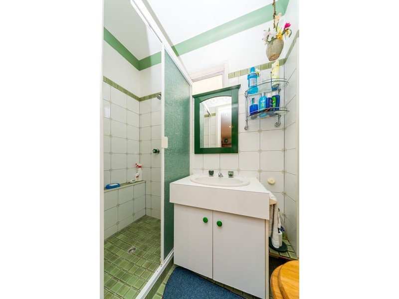 4/31 Thrush Avenue, Paradise Point QLD 4216