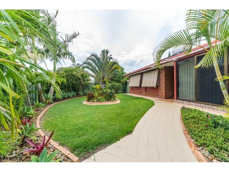 4/31 Thrush Avenue, Paradise Point QLD 4216