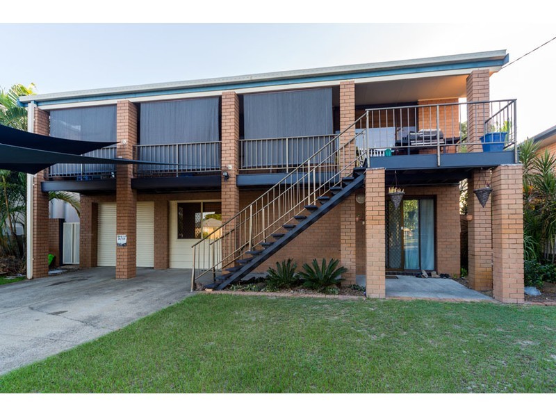 66 Hollywell Road, Biggera Waters QLD 4216