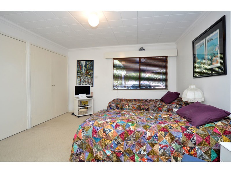 66 Hollywell Road, Biggera Waters QLD 4216