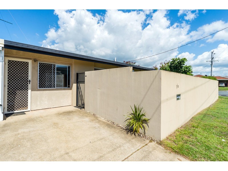 1/10 Cassia Street, Runaway Bay QLD 4216