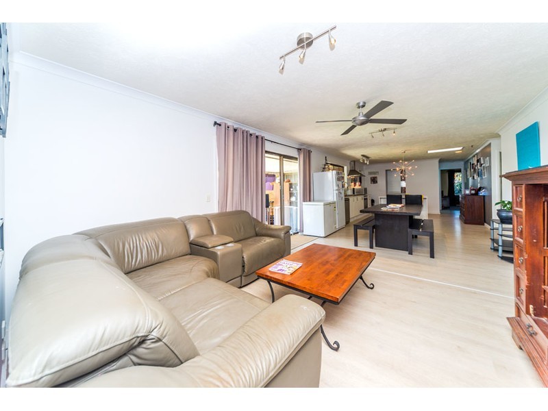 3 Primrose Court, Hollywell QLD 4216