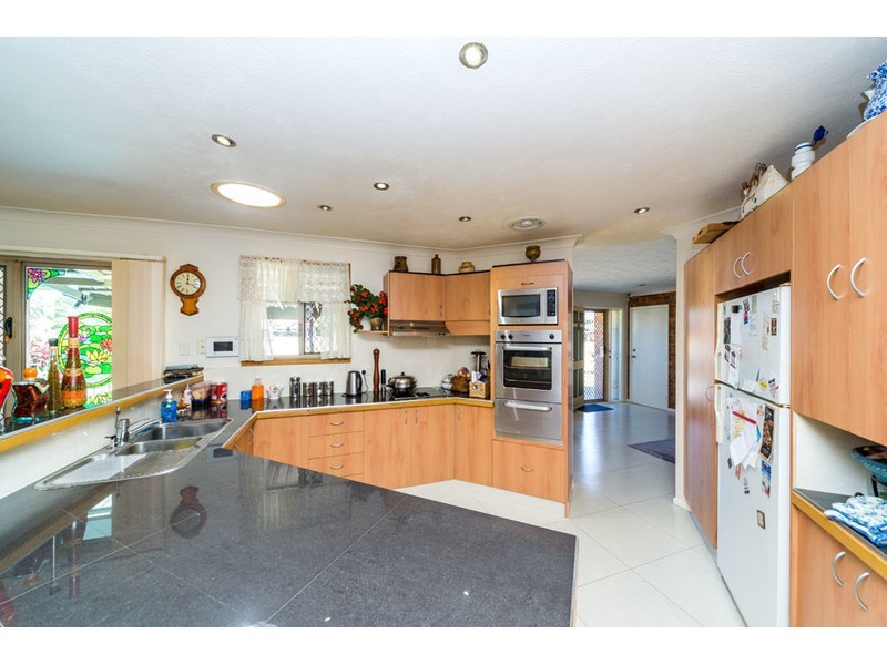 1 Waranga Way, Coombabah QLD 4216