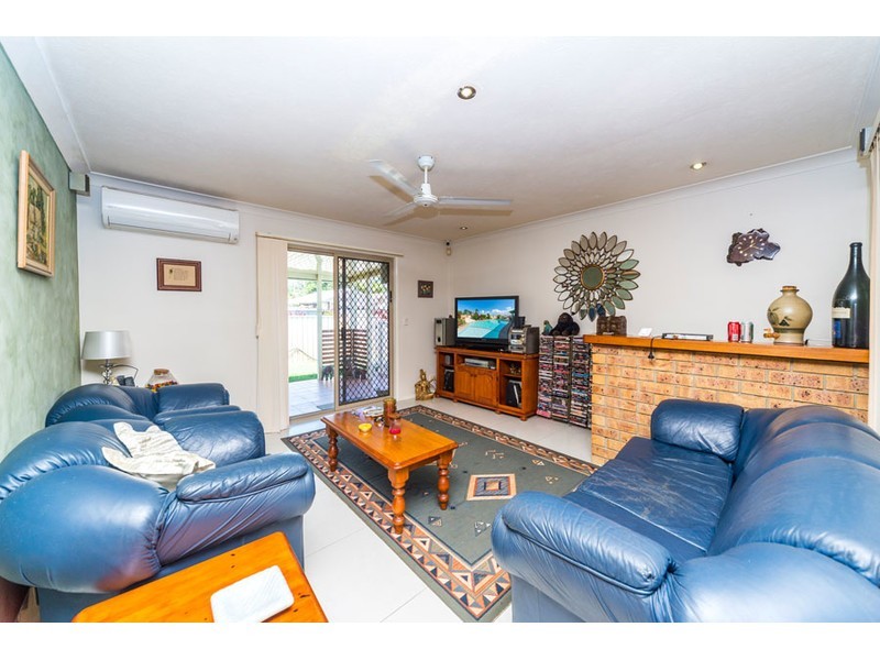 1 Waranga Way, Coombabah QLD 4216