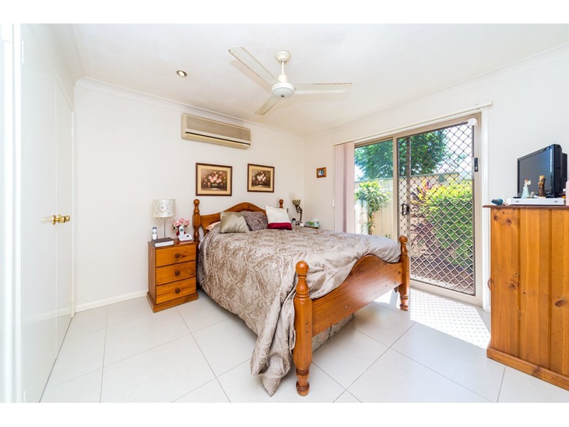 1 Waranga Way, Coombabah QLD 4216