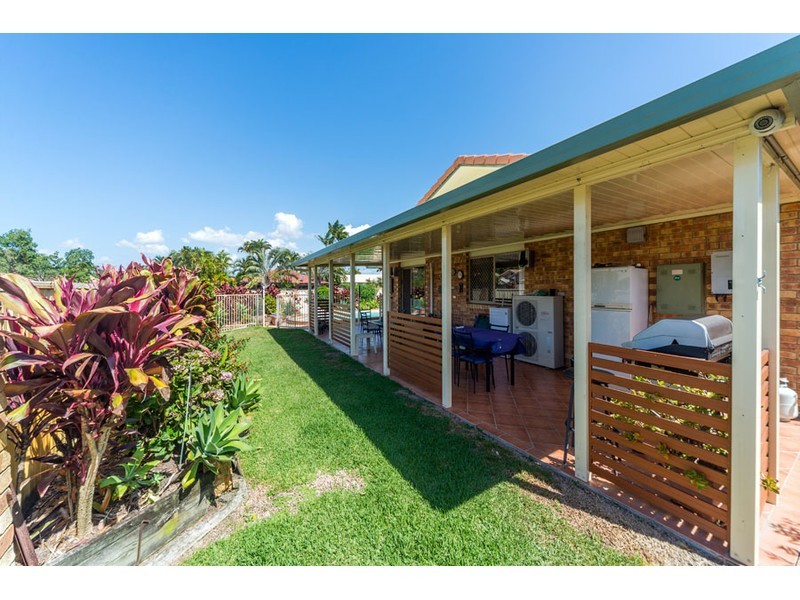 1 Waranga Way, Coombabah QLD 4216